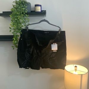 BOOHOO Black Distressed Denim Shorts